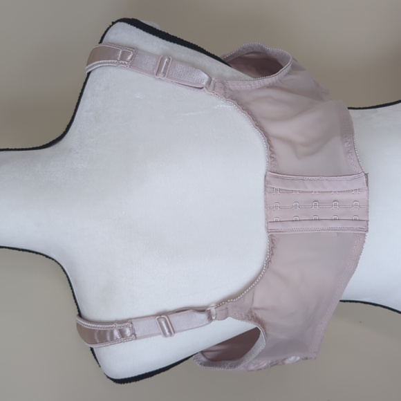 Bali Satin Tracings Full Coverage Underwire Minimizer Bra 48D Light Rose - Picture 10 of 14